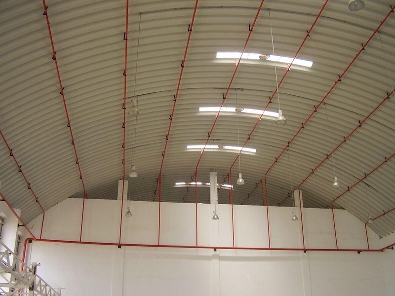 Discover top Steel Roofing Solution companies for robust, reliable roofs.